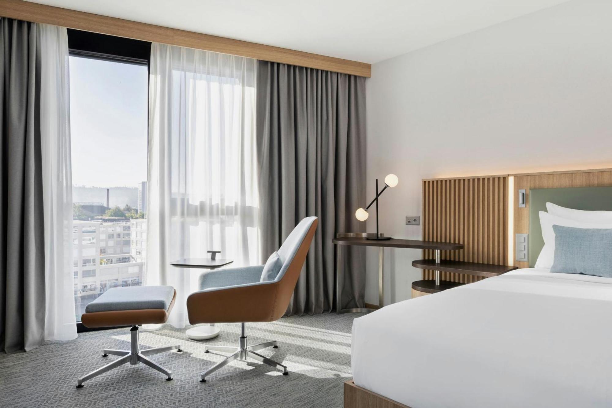 Courtyard By Marriott Biel Bienne Hotel Exterior photo