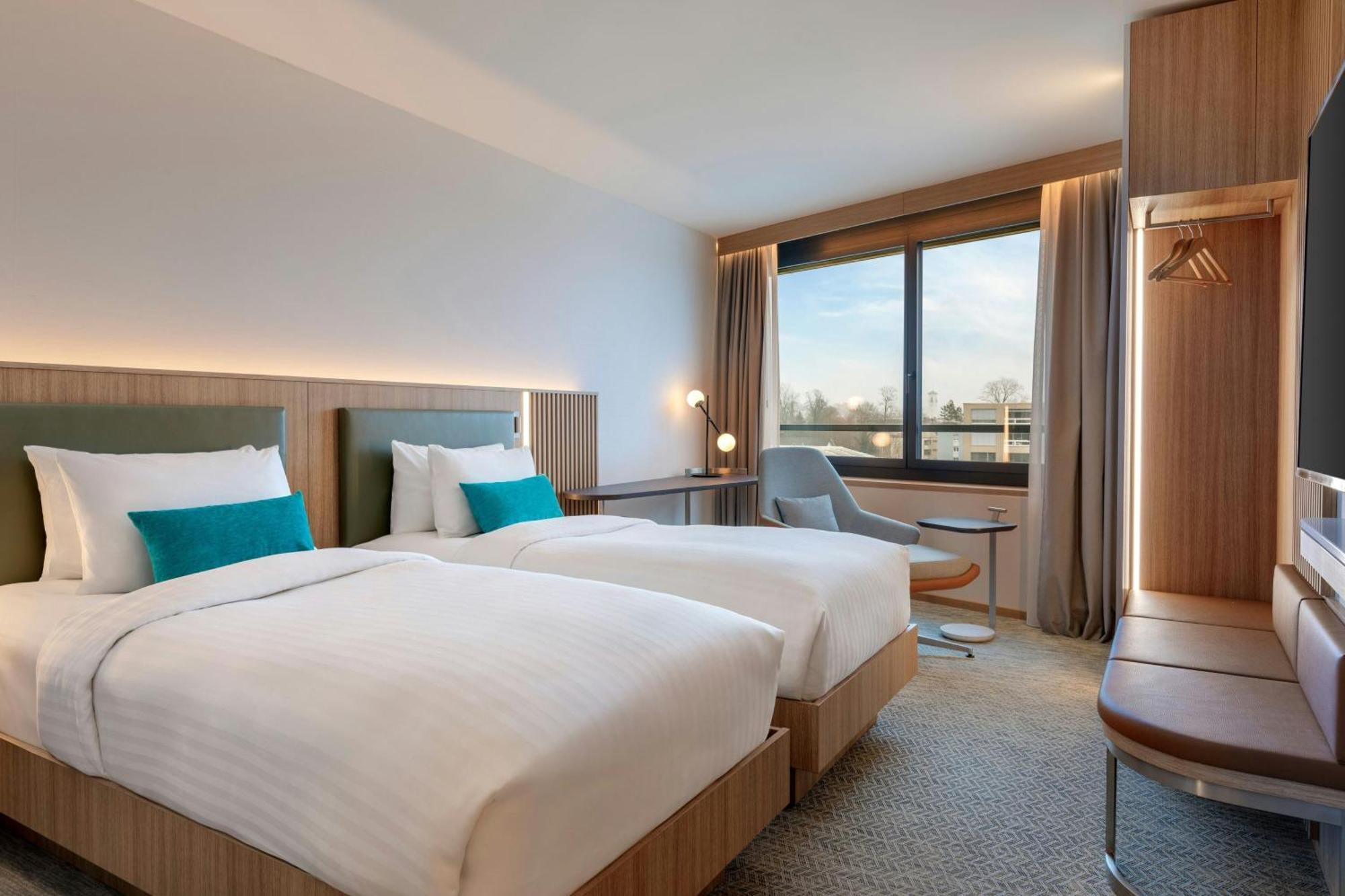 Courtyard By Marriott Biel Bienne Hotel Exterior photo